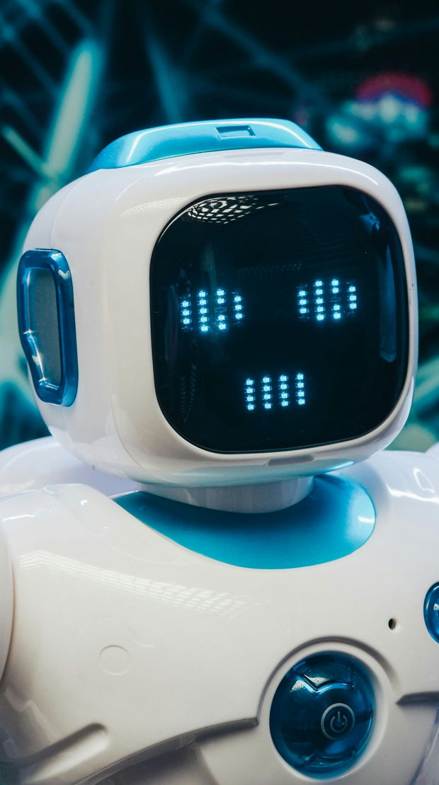 <h3>Intelligent, Human-Like Chat Responses</h3>